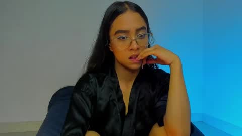 Snapshot of master_and_kami chatting on 04/27/26, 02:31 Kamila online show from 04/27/26, 02:31