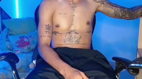 master_black777 online show from 10/23/25, 07:45