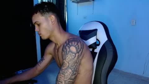 master_black777 online show from 04/15/26, 11:28