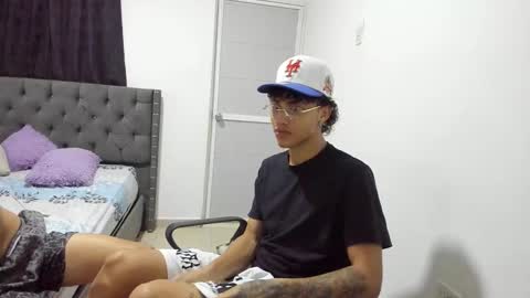 master_boy28 online show from 11/03/25, 10:42