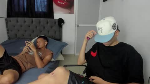 master_boy28 online show from 03/18/26, 08:34