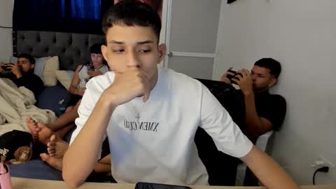 master_boy28 online show from 03/26/26, 08:36