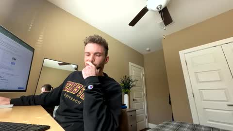 Snapshot of master_louie chatting on 01/22/25, 06:41 muskyjockdick online show from 01/22/25, 06:41