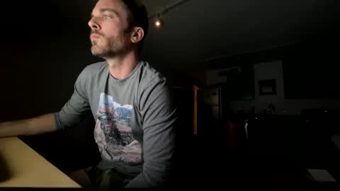 Snapshot of master_louie chatting on 11/04/25, 11:31 muskyjockdick online show from 11/04/25, 11:31