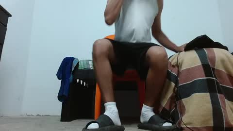 Snapshot of master_pig_ chatting on 04/18/26, 11:49 MASTER ALPHA online show from 04/18/26, 11:49