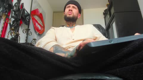 steven  online show from 12/29/24, 08:37