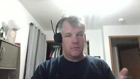 Snapshot of master_thorn chatting on 12/20/24, 05:47 Master Thorn online show from 12/20/24, 05:47