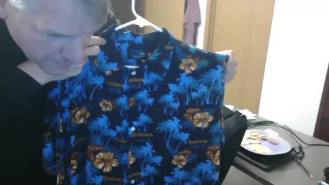 Snapshot of master_thorn chatting on 01/13/25, 12:41 Master Thorn online show from 01/13/25, 12:41