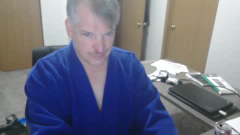 Snapshot of master_thorn chatting on 01/20/25, 03:04 Master Thorn online show from 01/20/25, 03:04