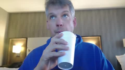 Snapshot of master_thorn chatting on 02/25/25, 10:29 Master Thorn online show from 02/25/25, 10:29