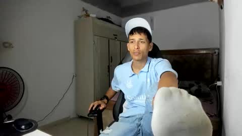 Snapshot of masteralda09 chatting on 05/31/26, 04:09 Alpha junior online show from 05/31/26, 04:09