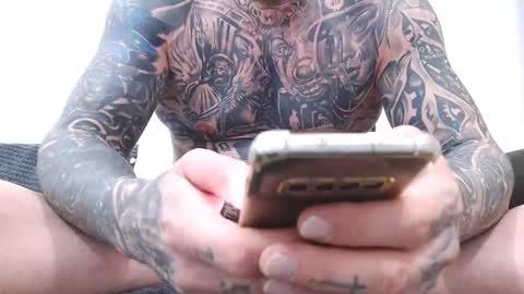 Snapshot of masterbigcock25 chatting on 01/29/25, 10:22 FOLLOW ME ON more material many video cum online show from 01/29/25, 10:22