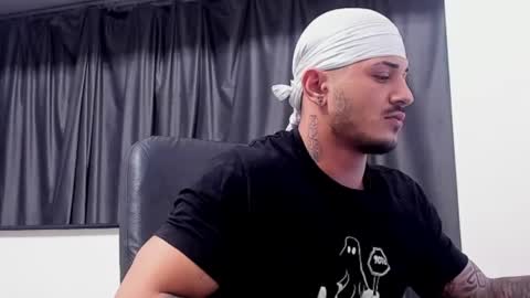 Snapshot of masterchris12 chatting on 12/14/24, 10:39 masterchris12 online show from 12/14/24, 10:39