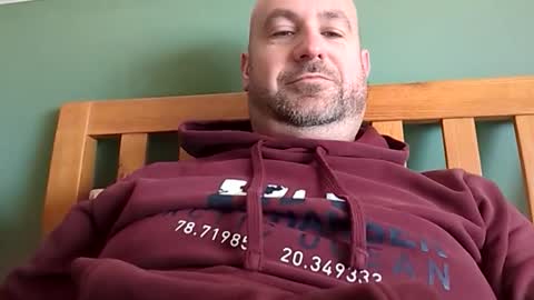 Snapshot of masterclass69er chatting on 04/17/26, 02:42 Bob online show from 04/17/26, 02:42