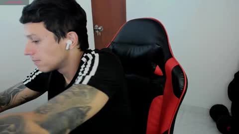 Snapshot of masterdave7 chatting on 09/11/25, 01:11 Dave online show from 09/11/25, 01:11