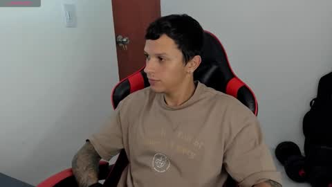 Snapshot of masterdave7 chatting on 09/14/25, 01:21 Dave online show from 09/14/25, 01:21