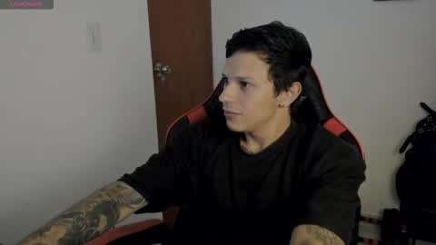 Snapshot of masterdave7 chatting on 09/27/25, 11:04 Dave online show from 09/27/25, 11:04