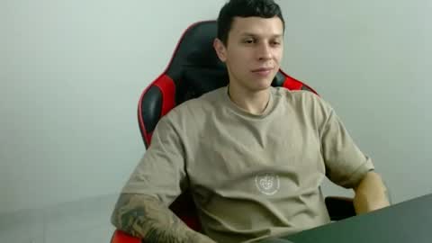 Snapshot of masterdave7 chatting on 11/09/25, 11:25 Dave online show from 11/09/25, 11:25