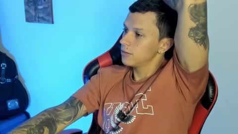 Snapshot of masterdave7 chatting on 02/08/26, 01:03 Dave online show from 02/08/26, 01:03