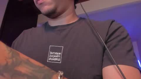 Juan Independent Model online show from 10/29/25, 11:17