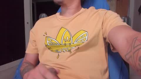 Juan Independent Model online show from 11/23/25, 10:31