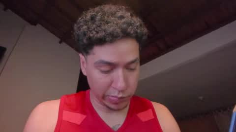 Snapshot of masterjuanc chatting on 05/25/26, 02:50 Juan Independent Model online show from 05/25/26, 02:50