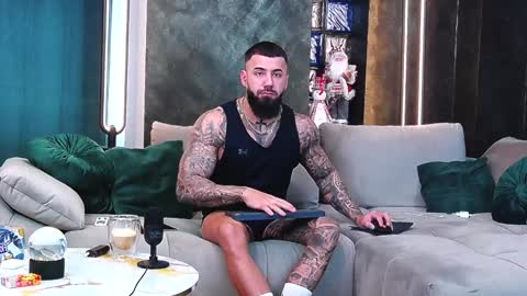 masterkingofmuscle online show from 01/03/25, 08:21