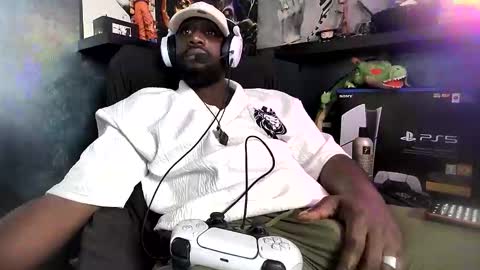 Snapshot of mastermarvel22 chatting on 02/17/26, 11:18 BlackMarvel online show from 02/17/26, 11:18