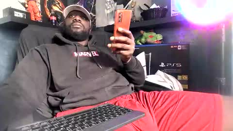 Snapshot of mastermarvel22 chatting on 02/20/26, 09:54 BlackMarvel online show from 02/20/26, 09:54