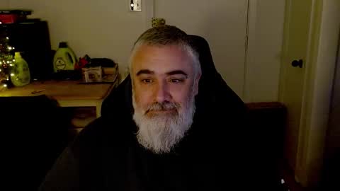 Dave online show from 12/21/25, 05:36