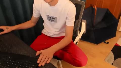 Silly Rabbit  online show from 02/04/26, 06:25