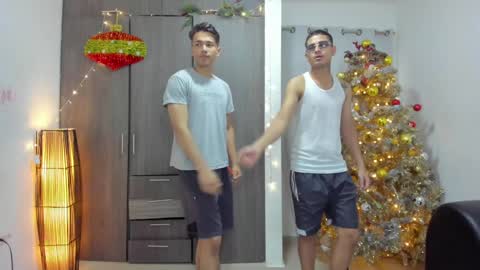 Team Cris Darwin- Fernando- Stiven- David online show from 12/29/24, 11:18