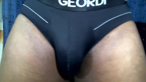 Snapshot of mastershow69 chatting on 03/10/25, 06:38 camilo online show from 03/10/25, 06:38