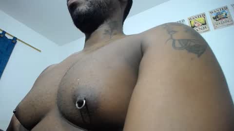 Snapshot of mastershow69 chatting on 10/21/25, 04:35 camilo online show from 10/21/25, 04:35