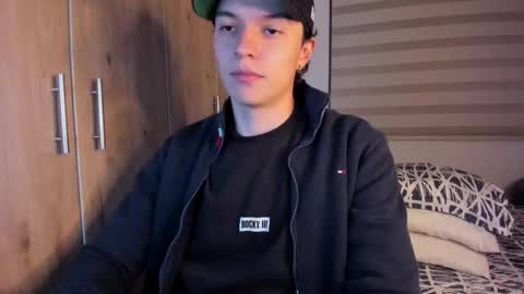 mastrangelo_x online show from 09/23/25, 02:47