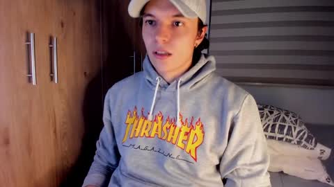 Snapshot of mastrangelo_x chatting on 04/25/26, 03:31 mastrangelo_x online show from 04/25/26, 03:31