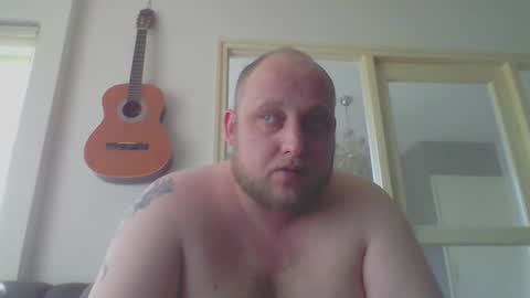 Snapshot of mastrubeertje1988 chatting on 09/29/25, 11:15 mastrubeertje1988 online show from 09/29/25, 11:15