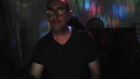 mat11efou online show from 11/28/25, 02:14