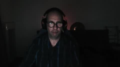 mat11efou online show from 12/17/25, 12:27