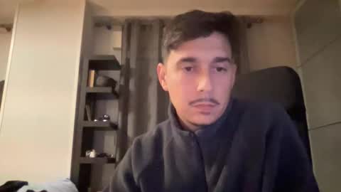 Aaron online show from 12/05/25, 07:21