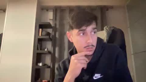 Aaron online show from 12/16/25, 09:53