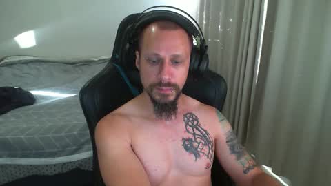 Snapshot of matchy666 chatting on 01/02/25, 05:35 Matchy online show from 01/02/25, 05:35