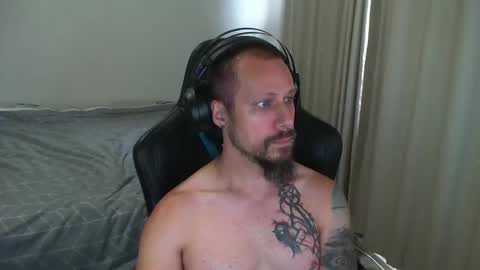 Snapshot of matchy666 chatting on 01/05/25, 02:27 Matchy online show from 01/05/25, 02:27