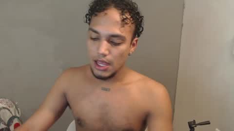 Snapshot of mateo_nick chatting on 07/25/26, 06:27 Mateo and Noah online show from 07/25/26, 06:27