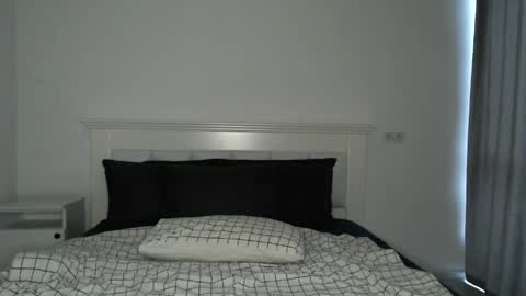 mateo_zeus online show from 05/02/26, 02:27