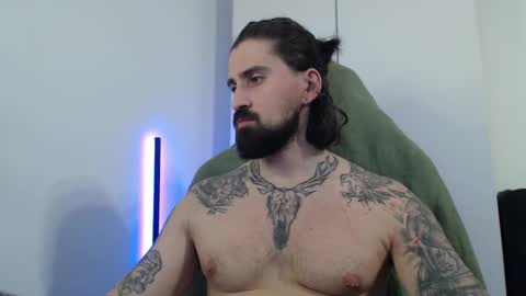 mateohalifa online show from 10/31/25, 05:36