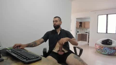 Snapshot of matheusbeard2 chatting on 01/11/26, 07:41 Matheus online show from 01/11/26, 07:41