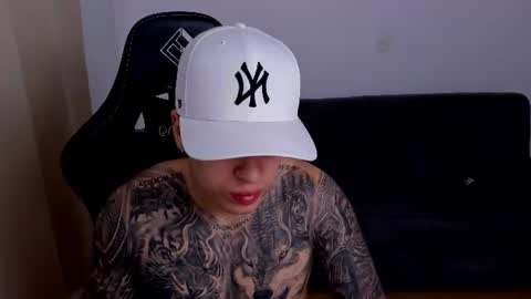 Snapshot of mathew_wolf4 chatting on 07/16/26, 04:07 Mathew Independent model online show from 07/16/26, 04:07
