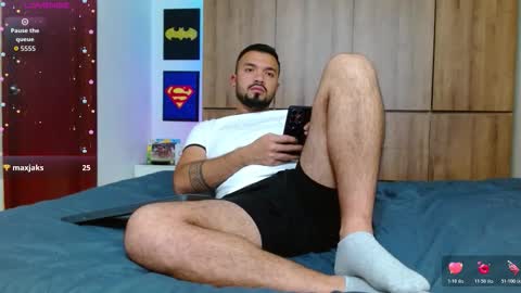 mathewhot3 online show from 03/17/26, 05:44