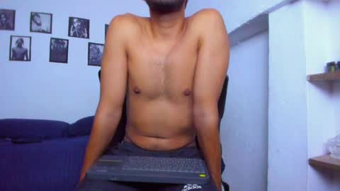 Snapshot of mathews_19 chatting on 06/08/26, 12:36 Teo online show from 06/08/26, 12:36